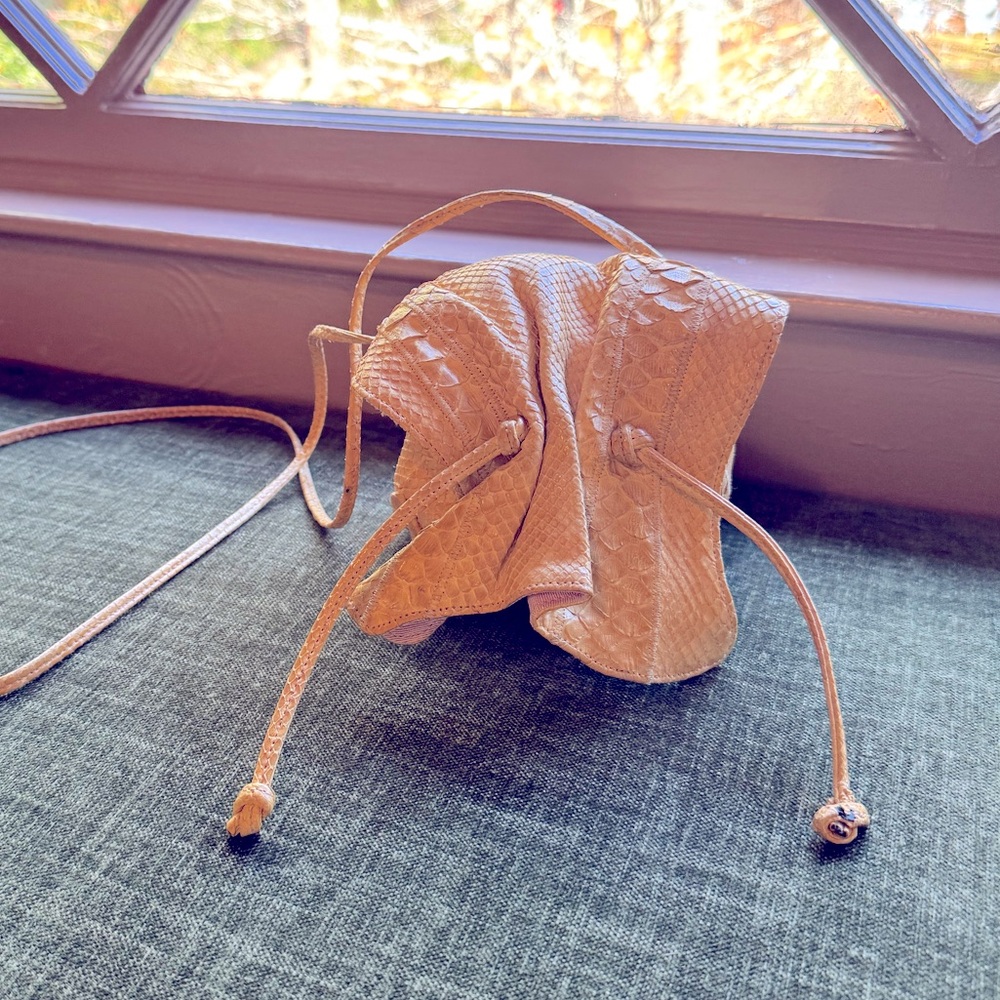 VINTAGE 80'S CARLOS FALCHI CROSSBODY BAG